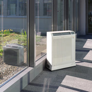 Mobile Split-Klimaanlage Argo Ulisse 13 DCI eco mit automatischer Kondensatwasserverdampfung und Energieklasse A.