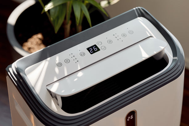 Mobiles Klimagerät ecoQ CoolAir 12+ mit WiFi-Fernsteuerung, geeignet für Räume bis 35 m².