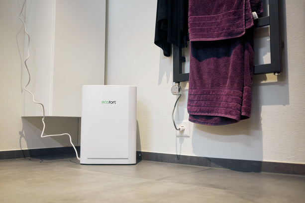 ecoQ DryAir 12L Luftentfeuchter in modernem Design mit Hygrostat und 2.5 l Behältervolumen