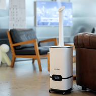 ecoQ HumidAir U1500 Luftbefeuchter mit Hygrostat, 1500 ml/h Befeuchtungsleistung und 16 l Wassertank.