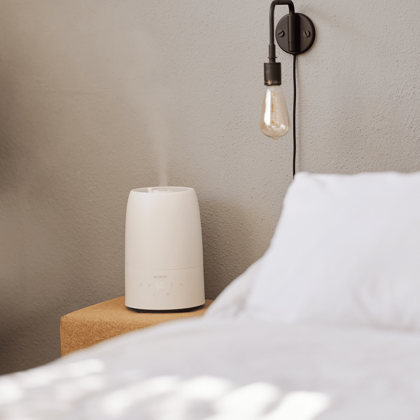 ecoQ HumidAir U250 Luftbefeuchter mit 3 Betriebsstufen und Ultraschall-Vernebler für gesunde Luftfeuchtigkeit.