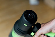 Kabelloser Staubsauger ecoQ Rena Allround mit integriertem HEPA-Filter und auswechselbarem Akku.