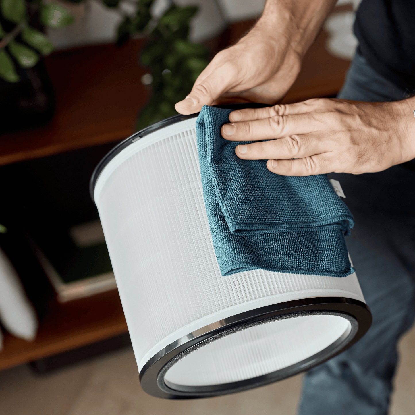 Luft reinigen & befeuchten – mit nur einem Gerät: ecoQ H400+Hybrid sorgt leise für frisches Raumklima bis 50 m².