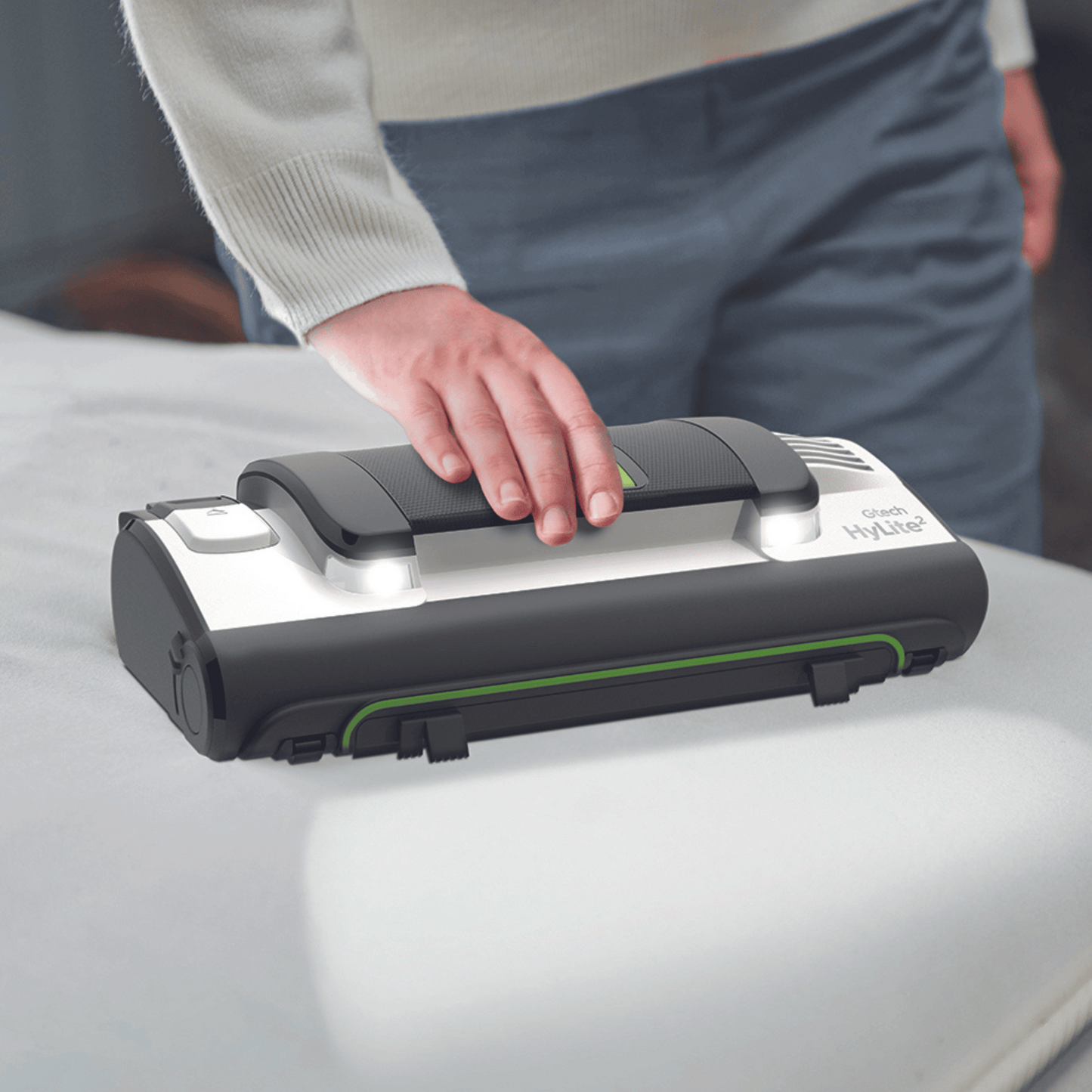 Der Gtech HyLite 2 macht Reinigen einfach: Leicht, kabellos, hygienisch. Beutelsystem und Akku sorgen für Sauberkeit ohne Stress.