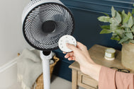 Meaco Sefte® Pedestal Standventilator mit drei Höheneinstellungen und leuchtender Fernbedienung